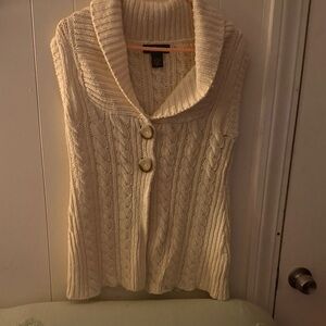 Eddie Bauer Cream Cable Knit Sweater Vest